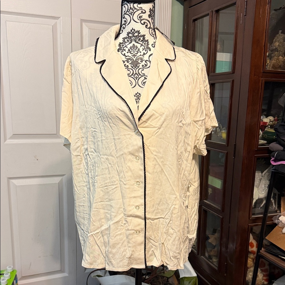 Torrid Cream Blouse with Black Trim
